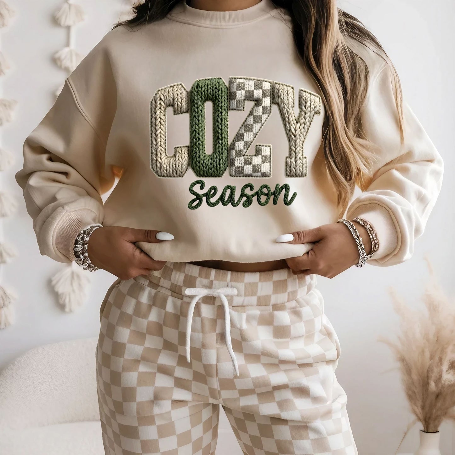 PRE-ORDER**COZY SEASON GREEN YARN ** CLEAR FILM SCREEN PRINT TRANSFER WITH GLITTER